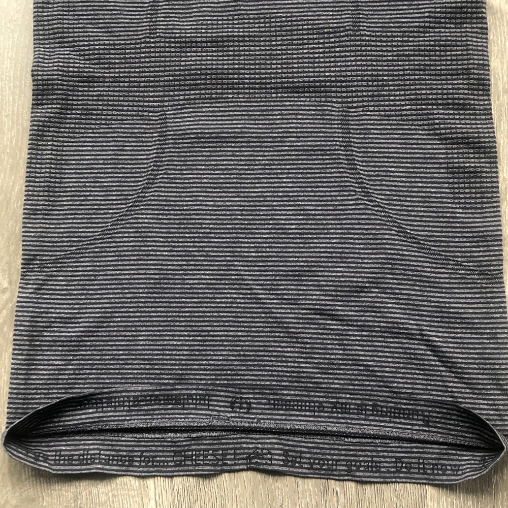 Lululemon Swiftly Tech Racerback - Picture 10 of 11